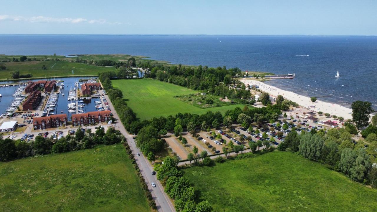Kleenes Haffhus Ueckermünde エクステリア 写真